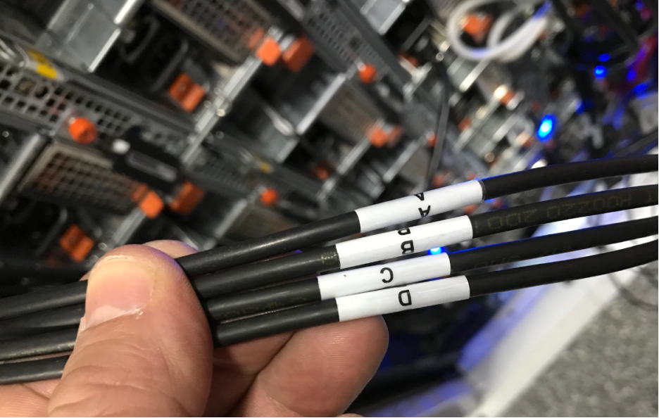 Image showing recommended cable labeling practices.